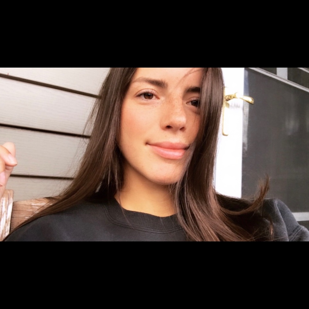 Meet your Posher, Lydia